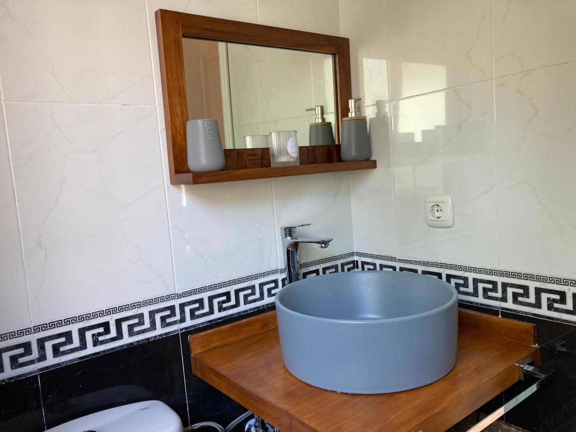 Acogedora Casa En Rinlo, En La Villa De 리바데오 외부 사진